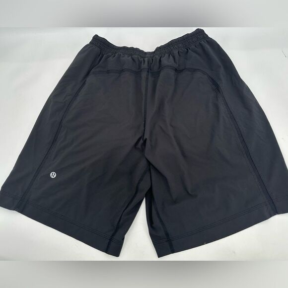 Lululemon Black Men’s Response Short Lined Size Medium? 9.5” Inseam - Picture 4 of 8